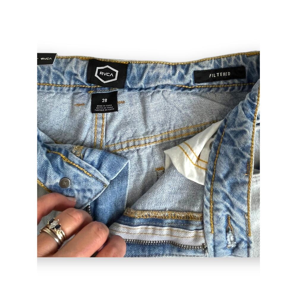 RVCA Filtered Skater Distressed Jean | Bleachout | Womens 28 NWT - Picture 6 of 11